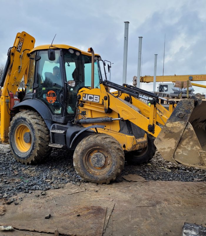 Экскаватор-погрузчик JCB 3CX (+гидромолот)