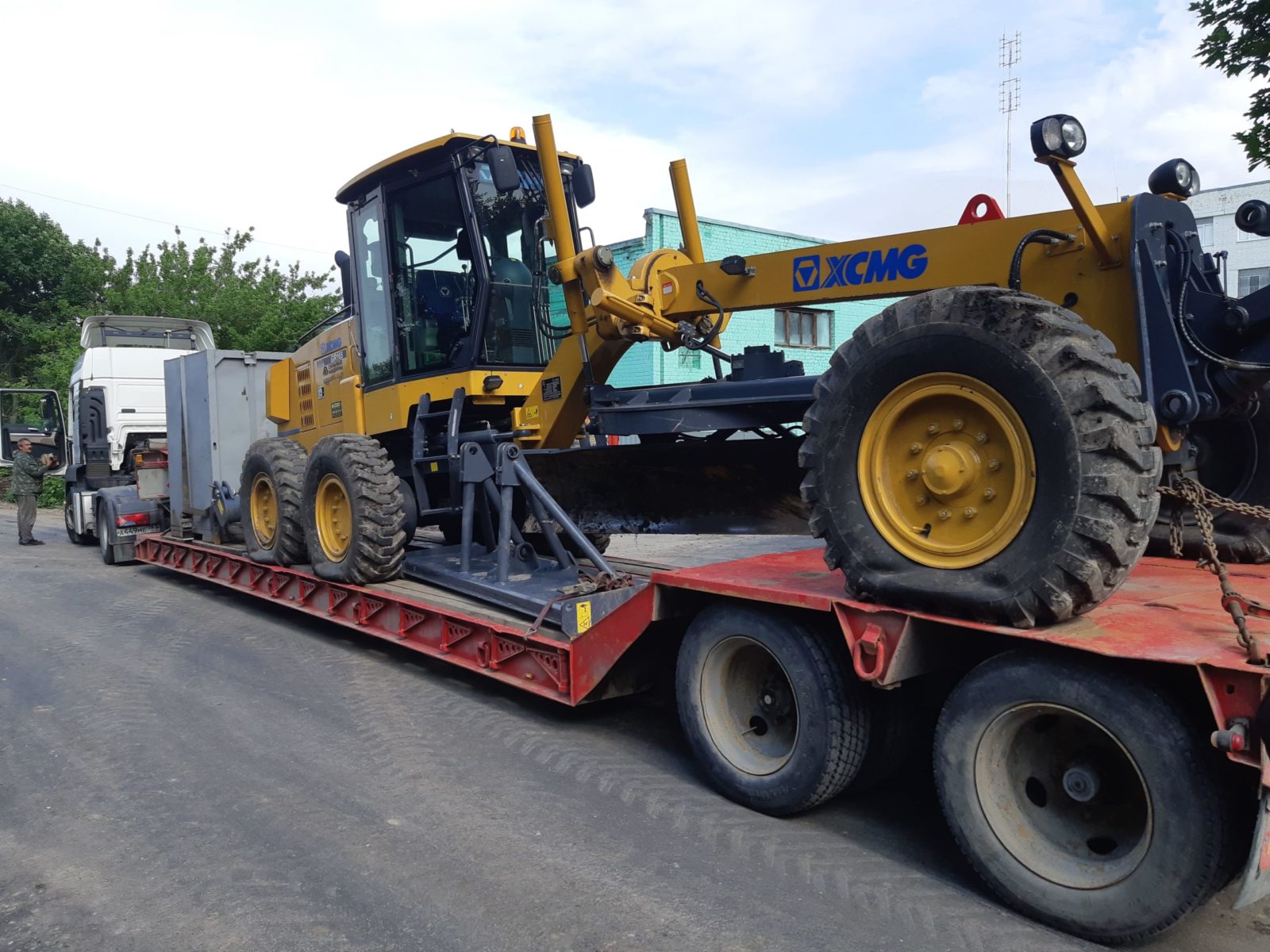 Автогрейдер XCMG