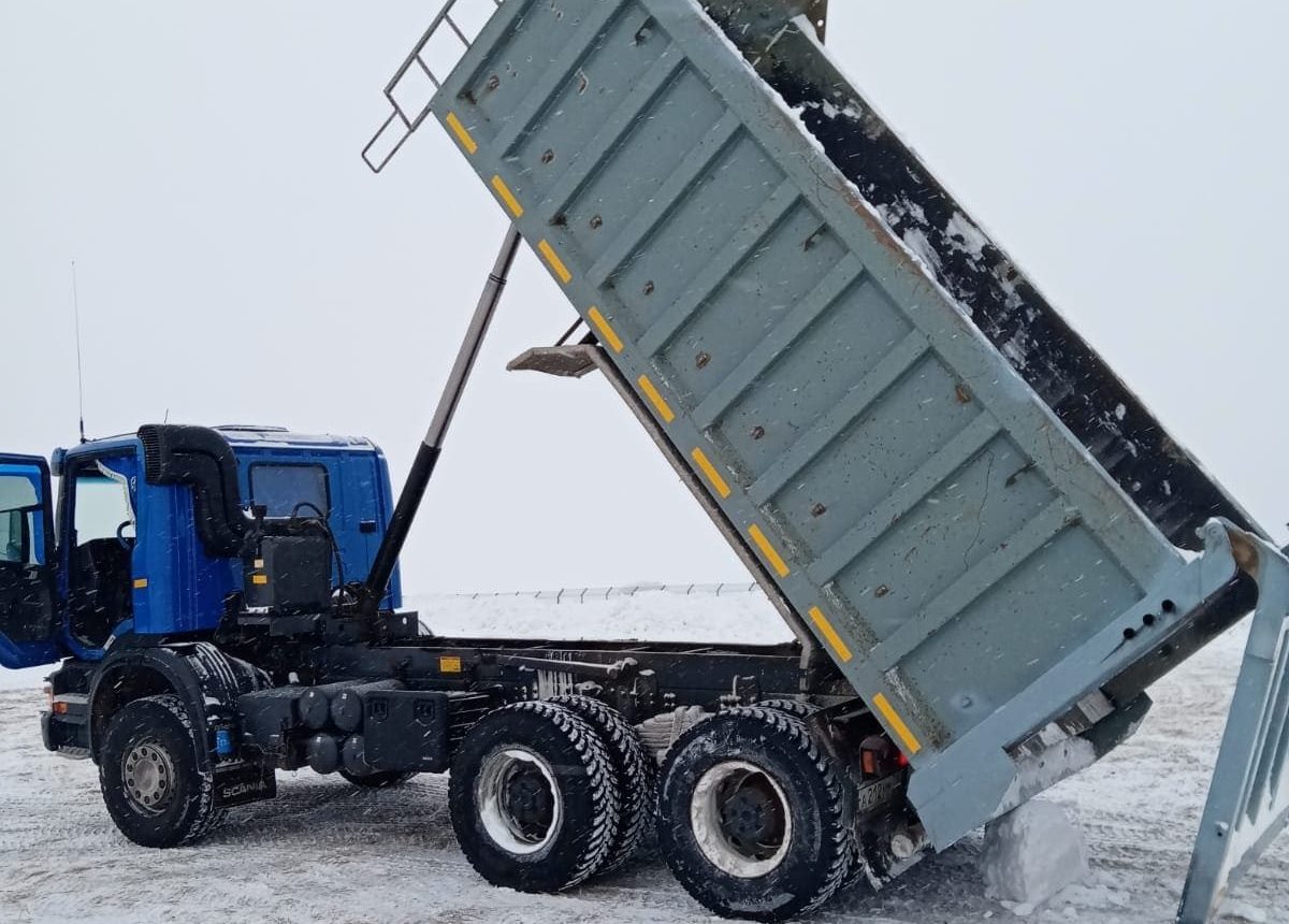 Автосамосвал Scania